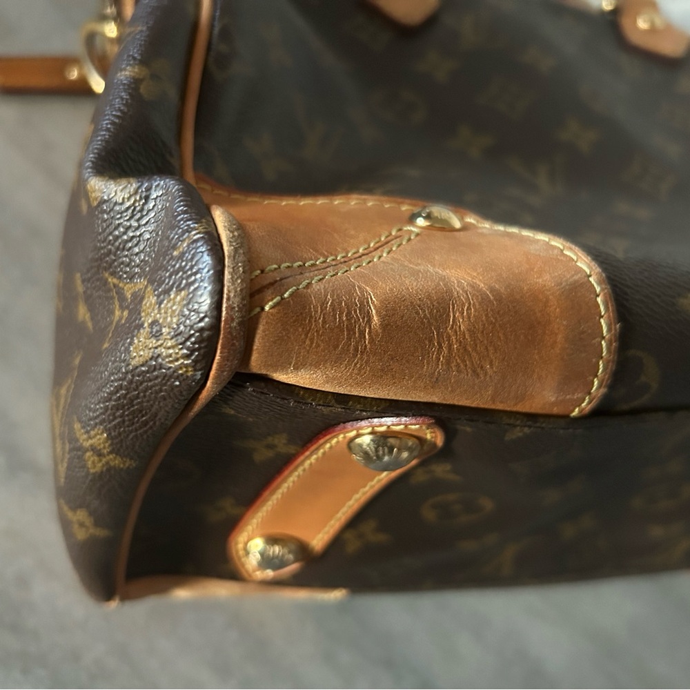 Louis Vuitton Brown and Tan Monogram Duffel Bag - Picture 12 of 12